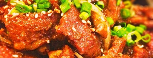 아리랑 Shogun Korean/Japanese/Thai Restaurant is one of Maitha 님이 저장한 장소.