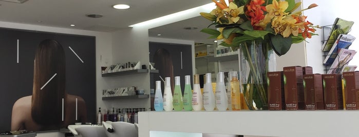 Milimetre Hair and Beauty is one of สถานที่ที่ Sole ถูกใจ.