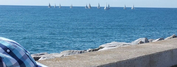 Passeig Maritim-Mataró is one of Lieux qui ont plu à joanpccom.