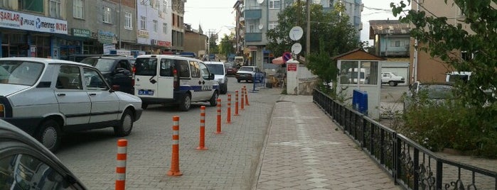 Suşehri Çarşı is one of Orte, die yeu gefallen.