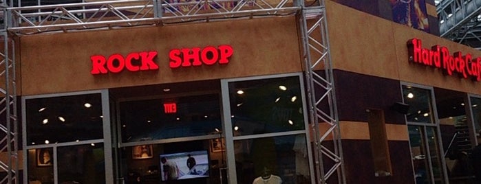 Hard Rock Cafe Mall of America is one of Tempat yang Disimpan Jessica.