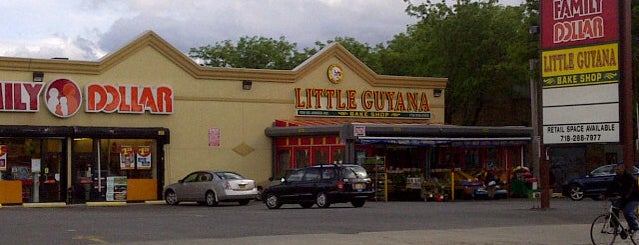 Little Guyana Bake Shop is one of สถานที่ที่ Stacy ถูกใจ.