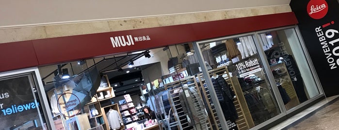 MUJI is one of Düsseldorf Best: Shops & services.