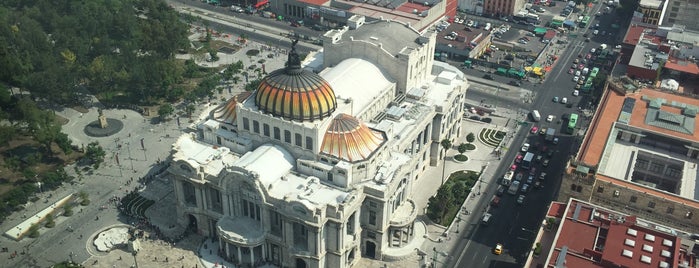 Torre Latinoamericana is one of Lieux qui ont plu à Jacobo.