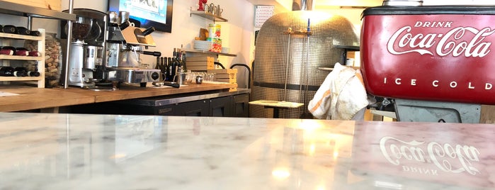 Stanzione Pizza Napoletana is one of The 11 Best Places for Lemon Vinaigrette in Miami.