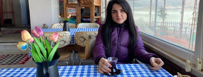 Selanik Cafe & Restaurant is one of Beray'ın Beğendiği Mekanlar.
