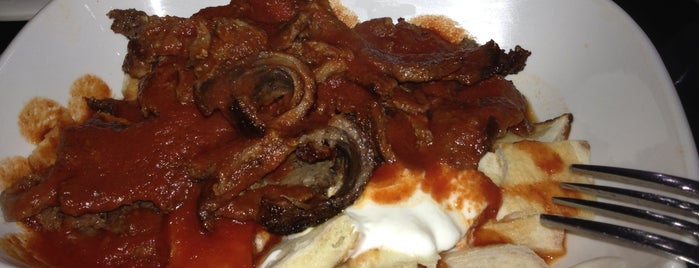 Ustabaşı Döner is one of yemek.