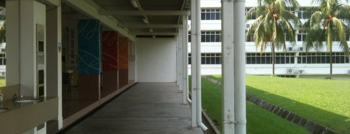 Former ITE Bukit Merah is one of Beautiful places.
