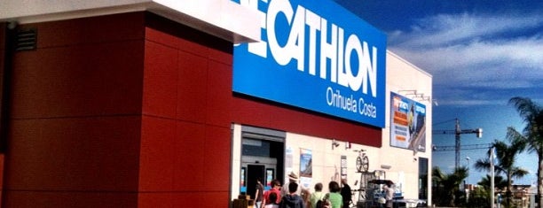 Decathlon La Zenia is one of Orte, die Mauro gefallen.