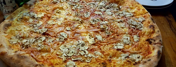 Pizzeria 2 is one of Pizzerije.