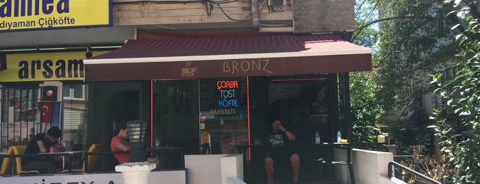 Bronz Cafe is one of Cafee.