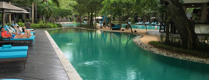 Courtyard Bali Nusa Dua Resort is one of Posti che sono piaciuti a Deniz.