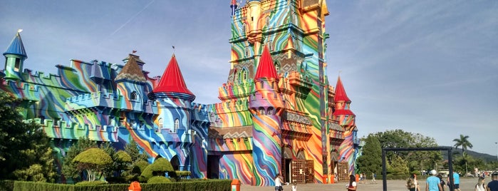 Beto Carrero World is one of สถานที่ที่ Enderson ถูกใจ.