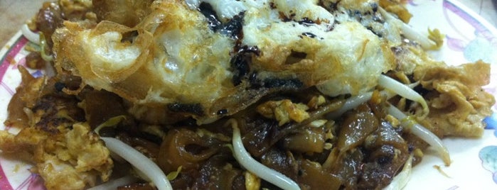 Mei Le Hwa (Duck Egg Char Koay Teow) is one of Places in and near Penang.