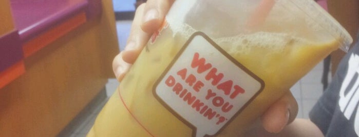 Dunkin' is one of Tempat yang Disukai Alan-Arthur.