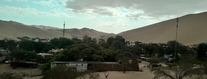 Huacachina is one of Perú.
