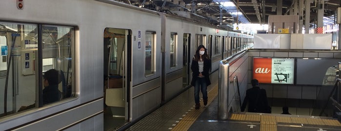 Koshigaya Station (TS21) is one of 駅.