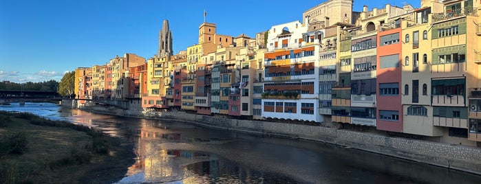 Pont de Sant Agustí is one of Girona.
