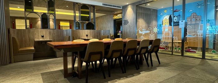 Plaza Premium Lounge is one of Airports & Co..