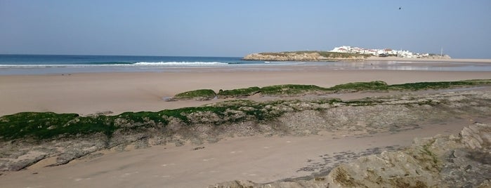 3 House is one of Peniche.