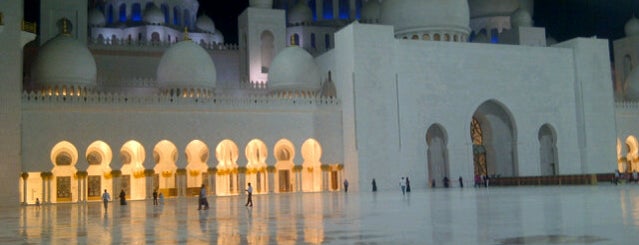 Sheikh Zayed Grand Mosque is one of Mosques.