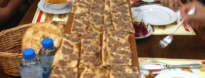 Hanedan Etli Ekmek Tandır is one of Locais curtidos por ömer.