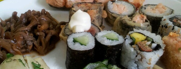 Hakuba Sushi is one of Andersonさんのお気に入りスポット.
