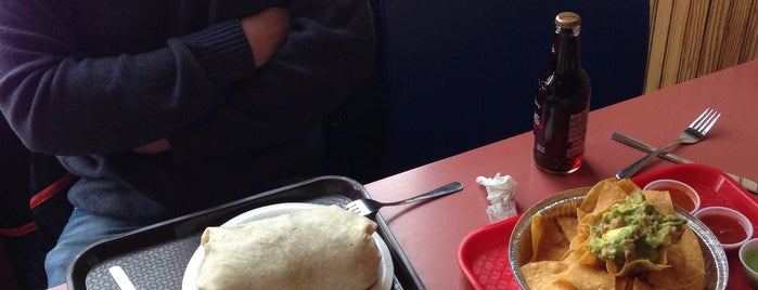 Buddy's Burrito & Taco Bar is one of Locais salvos de Nick.