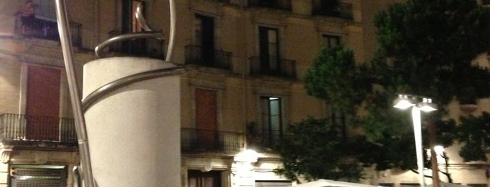 Plaça de George Orwell is one of Jose'nin Beğendiği Mekanlar.