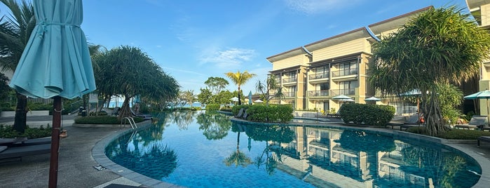 Le Méridien Khao Lak Resort & Spa is one of Thailande.