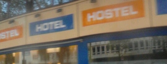 A&O Hotel & Hostel Düsseldorf is one of Tempat yang Disukai Daniel.