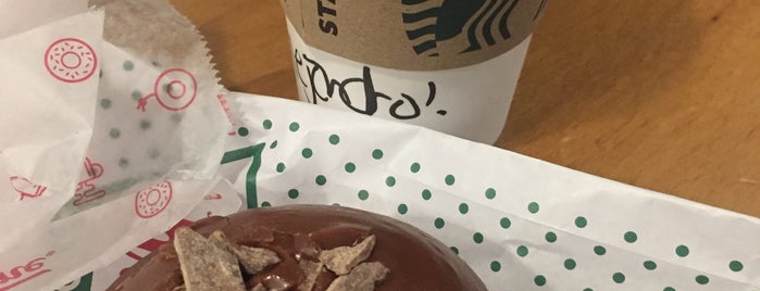 Starbucks is one of Posti che sono piaciuti a Rocio.