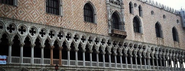 Doge's Palace is one of To-do in Venice.