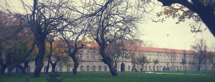 Eğitim Fakültesi is one of Yıldız Teknik Üniversitesi (YTÜ).