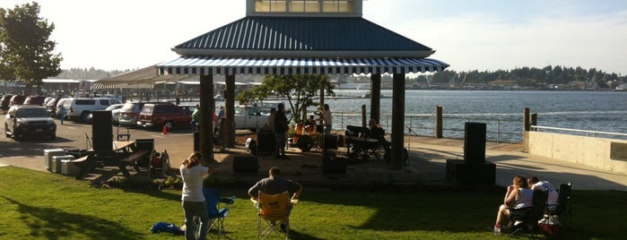 Fathoms Of Fun Concerts By The Bay is one of Ishka’s Liked Places.