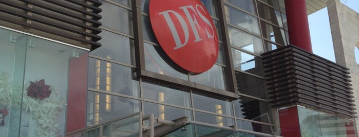 Tギャラリア沖縄 by DFS is one of 那覇市+Naha+.