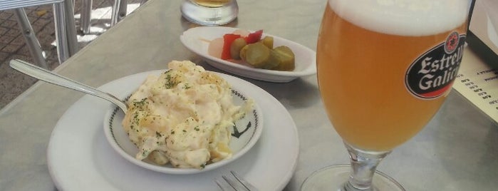 Corbayo de Lemos is one of Tapas + Cerves por Alcobendas y S.S. de los Reyes.