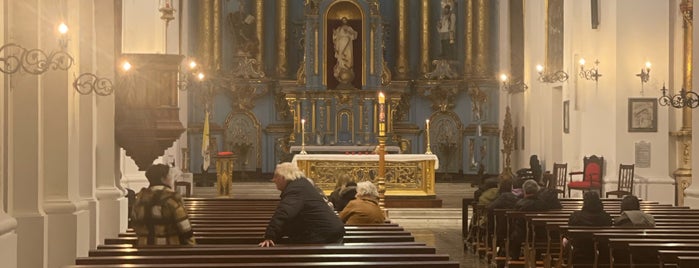 Parroquia San Ignacio de Loyola is one of Montserrat.