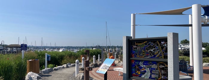 Bay Walk Park is one of A local’s guide: 48 hours in Port Washington, NY.