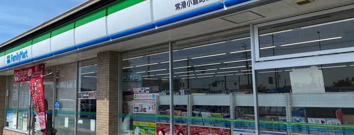 ファミリーマート 常滑小倉町店 is one of 知多半島内の各種コンビニエンスストア.