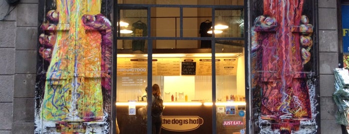 The Dog Is Hot is one of Cheap Eats Barcelona 5-10€.