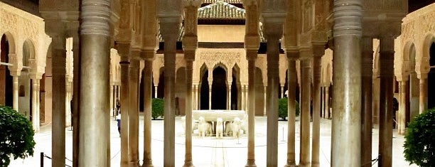La Alhambra y el Generalife is one of Qué visitar.