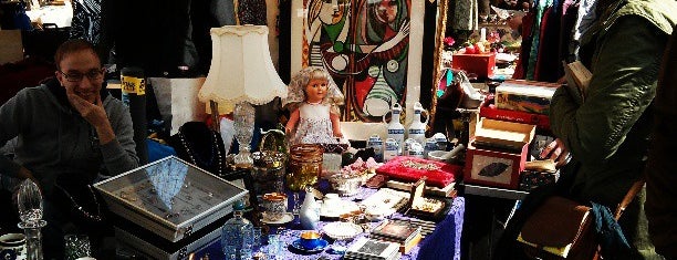 Nowkoelln Flowmarkt is one of külföldi lászló külföldi ló.