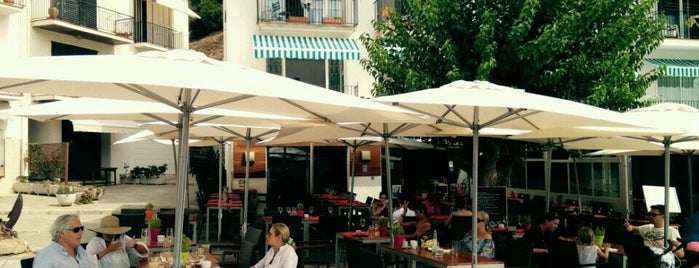 Restaurant La Morera is one of สถานที่ที่ Rut ถูกใจ.