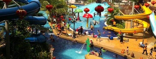 Water Theme Park is one of Locais curtidos por ꌅꁲꉣꂑꌚꁴꁲ꒒.