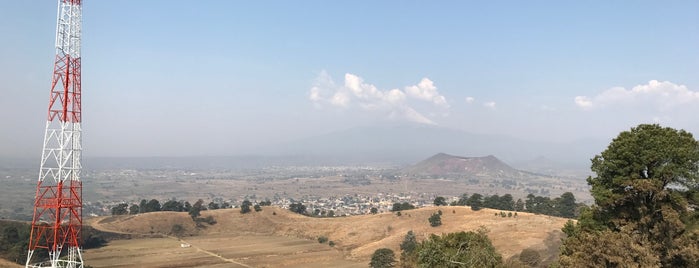 Cima del Cerro Zapotecas is one of สถานที่ที่ Fatima ถูกใจ.