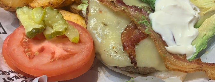 Fuddruckers is one of Guide to Chula Vista's best spots.
