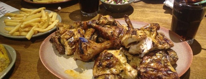 Nando's is one of Atheerさんのお気に入りスポット.