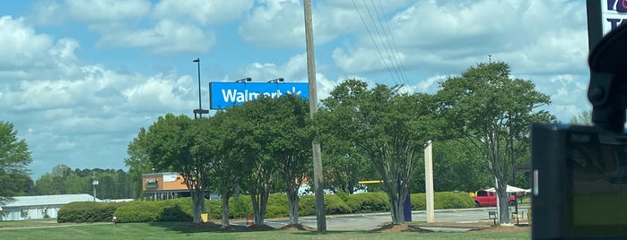 Walmart Supercenter is one of Place's I have been.