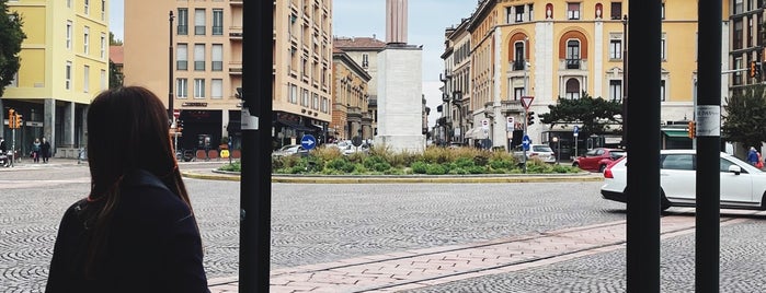 Piazza della Minerva is one of Pavia.